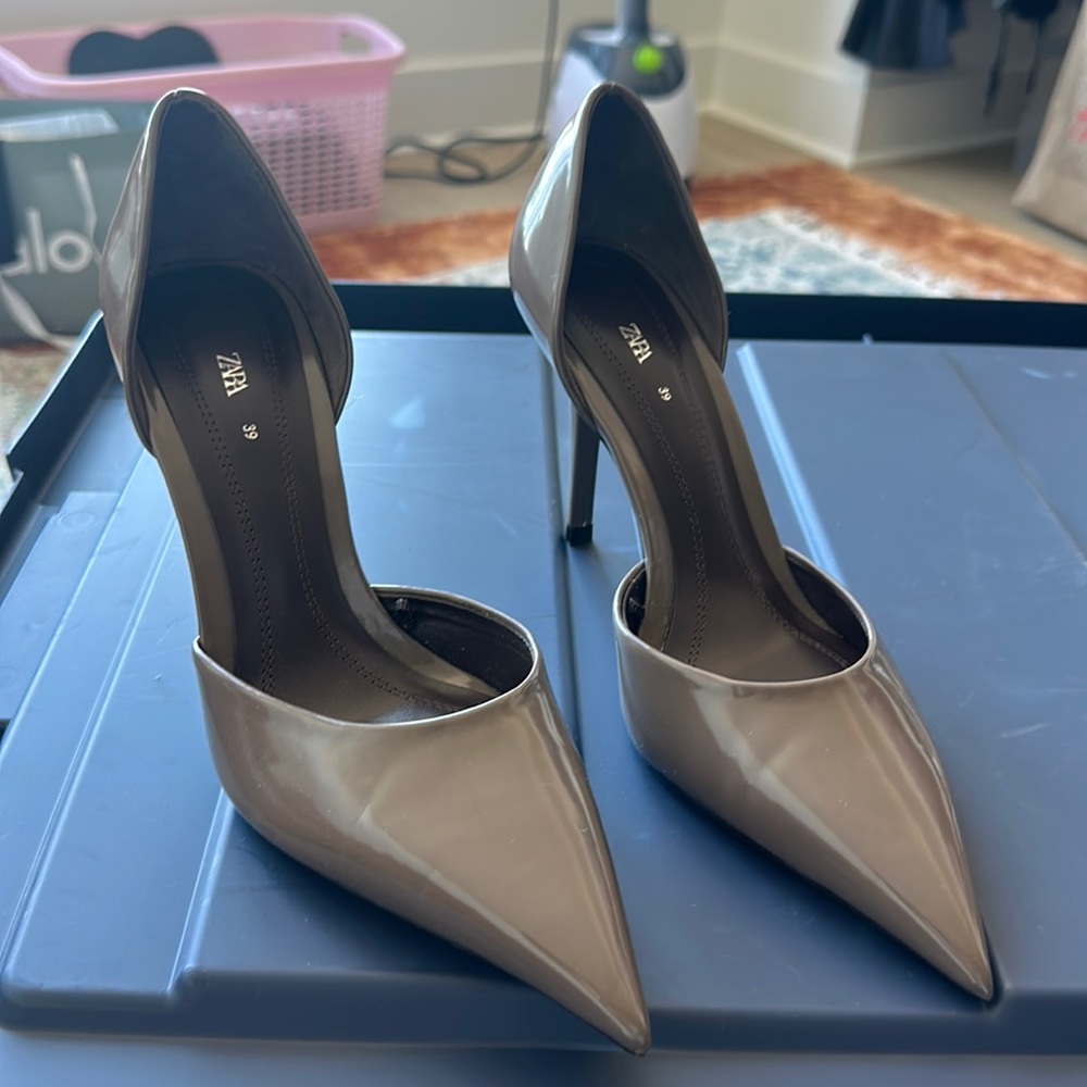 Zara heels never worn size 39